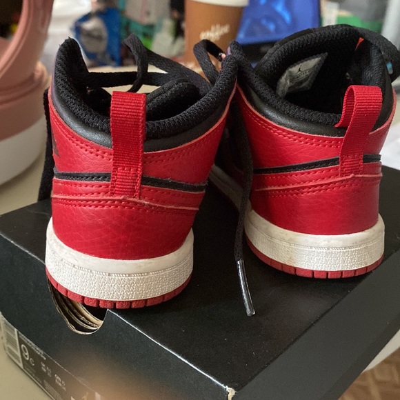 Air Jordan 1 MID - Picture 6 of 6